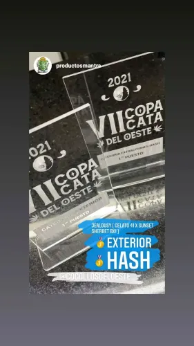 Trofeos de acrílico grabados para los primeros puestos de exterior y hash, Copa Cata del Oeste 2021